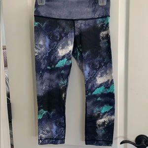 LuluLemon crop legging
